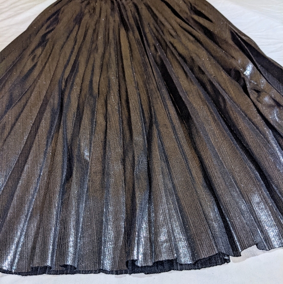 Silver Long Party Skirt - Picture 4 of 5